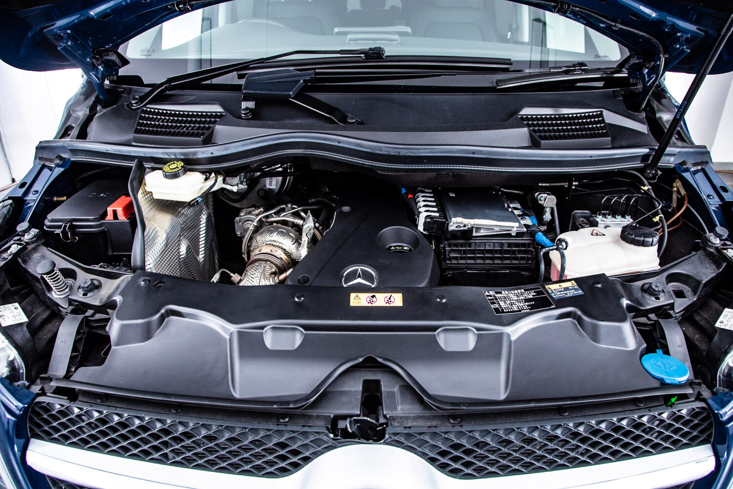 Vクラス V220 d アバンギャルド ロング ディーゼルターボ