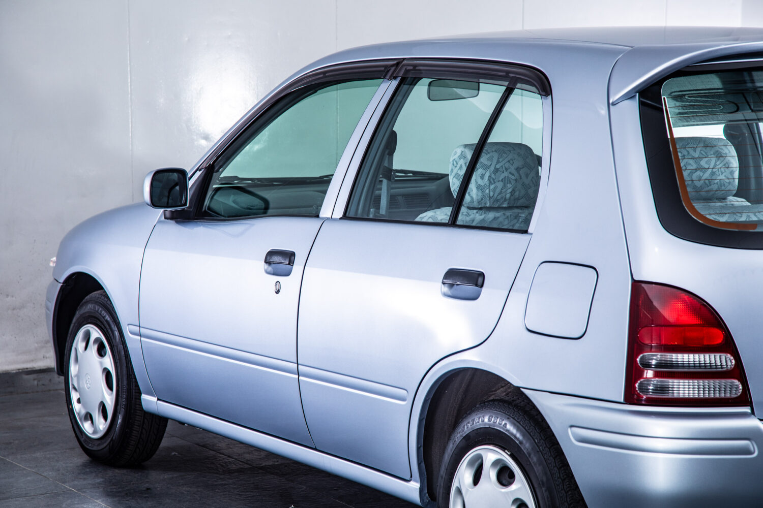 スターレット 5ドア 1.3ルフレ fリミテッド