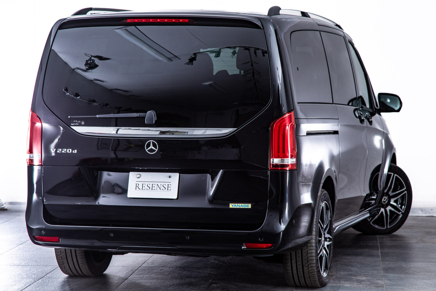 ベンツ Vクラス V220 d アバンギャルド ロング AMGラインパッケージ ディーゼルターボ