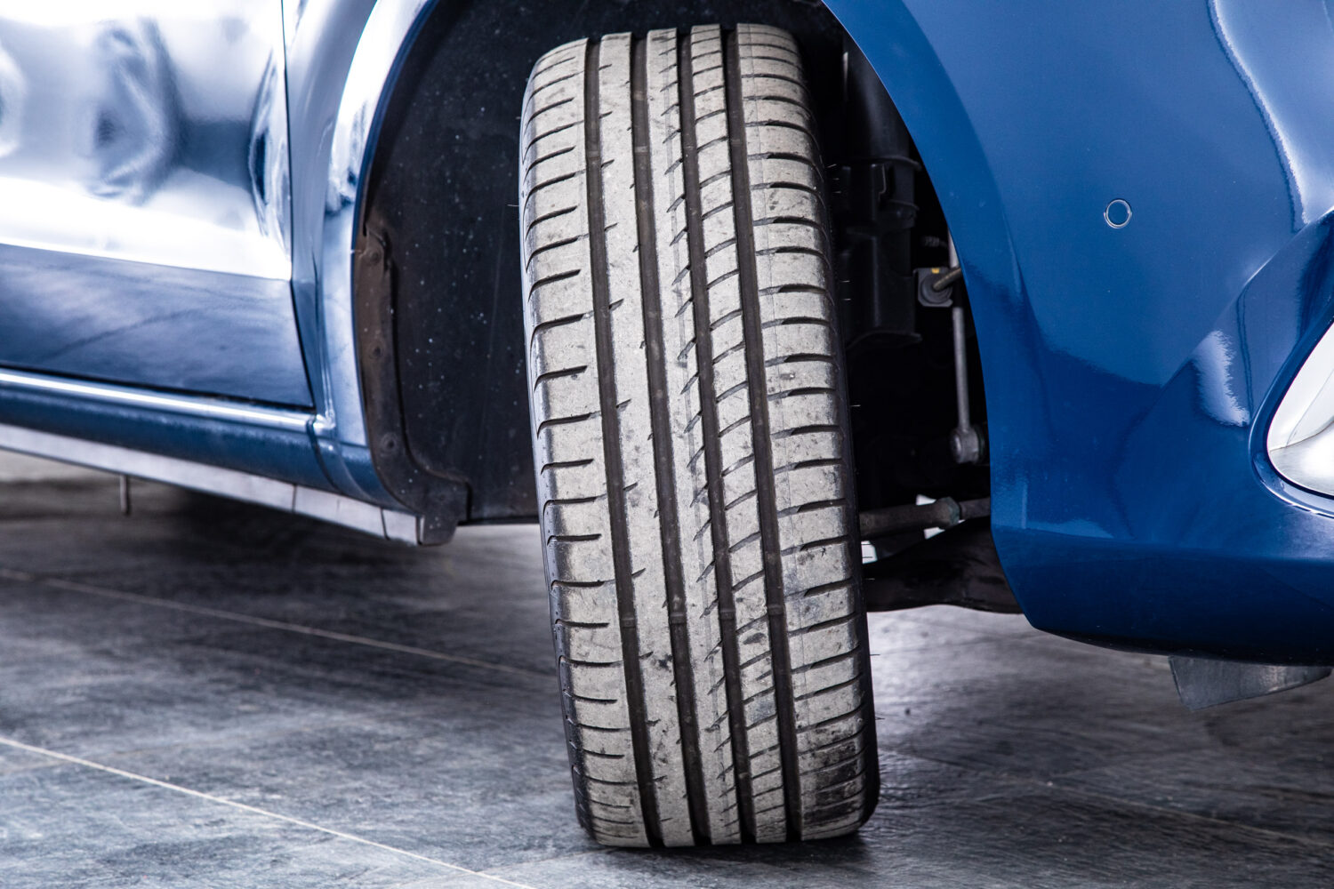 Vクラス V220 d アバンギャルド ロング ディーゼルターボ