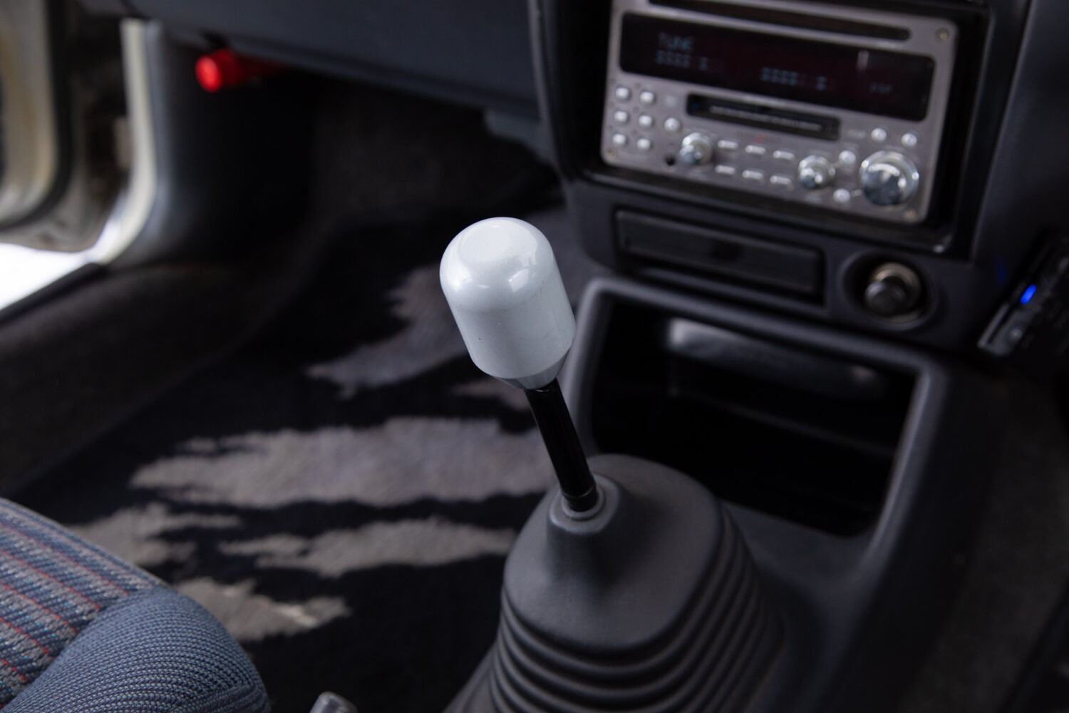 シャレード 1.6デ・トマソ ビアンカ