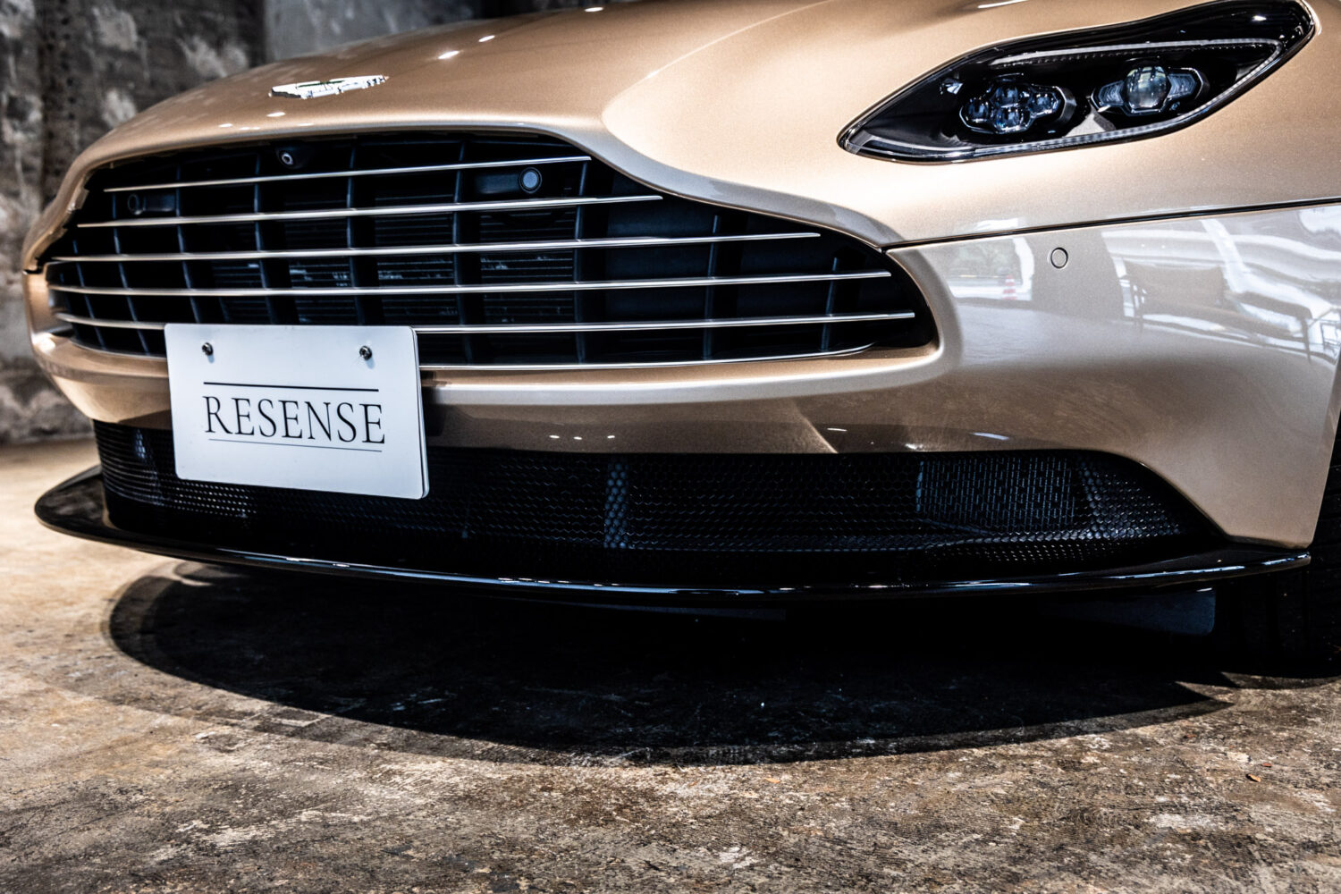 DB11ヴォランテ V8