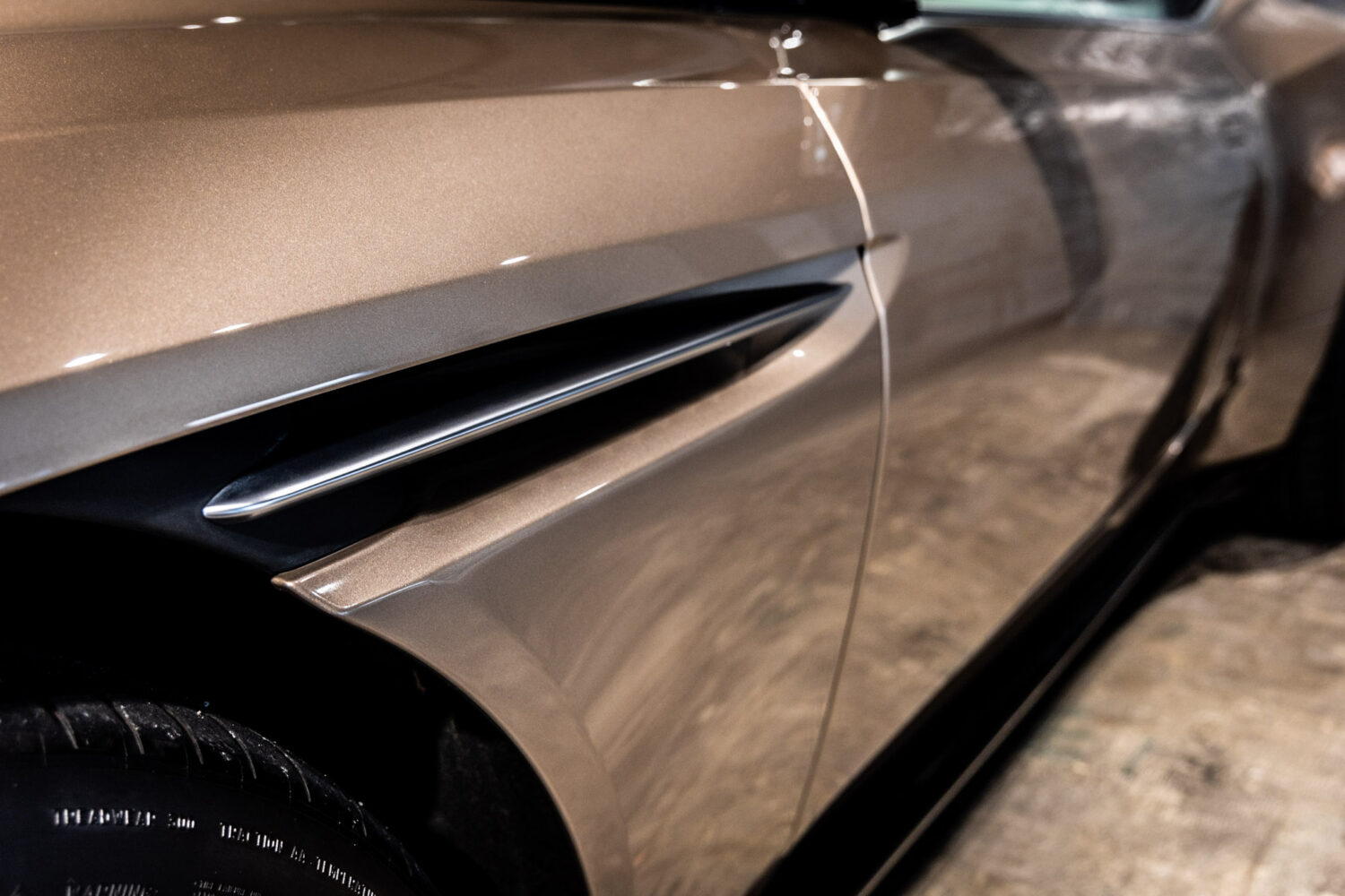 DB11ヴォランテ V8