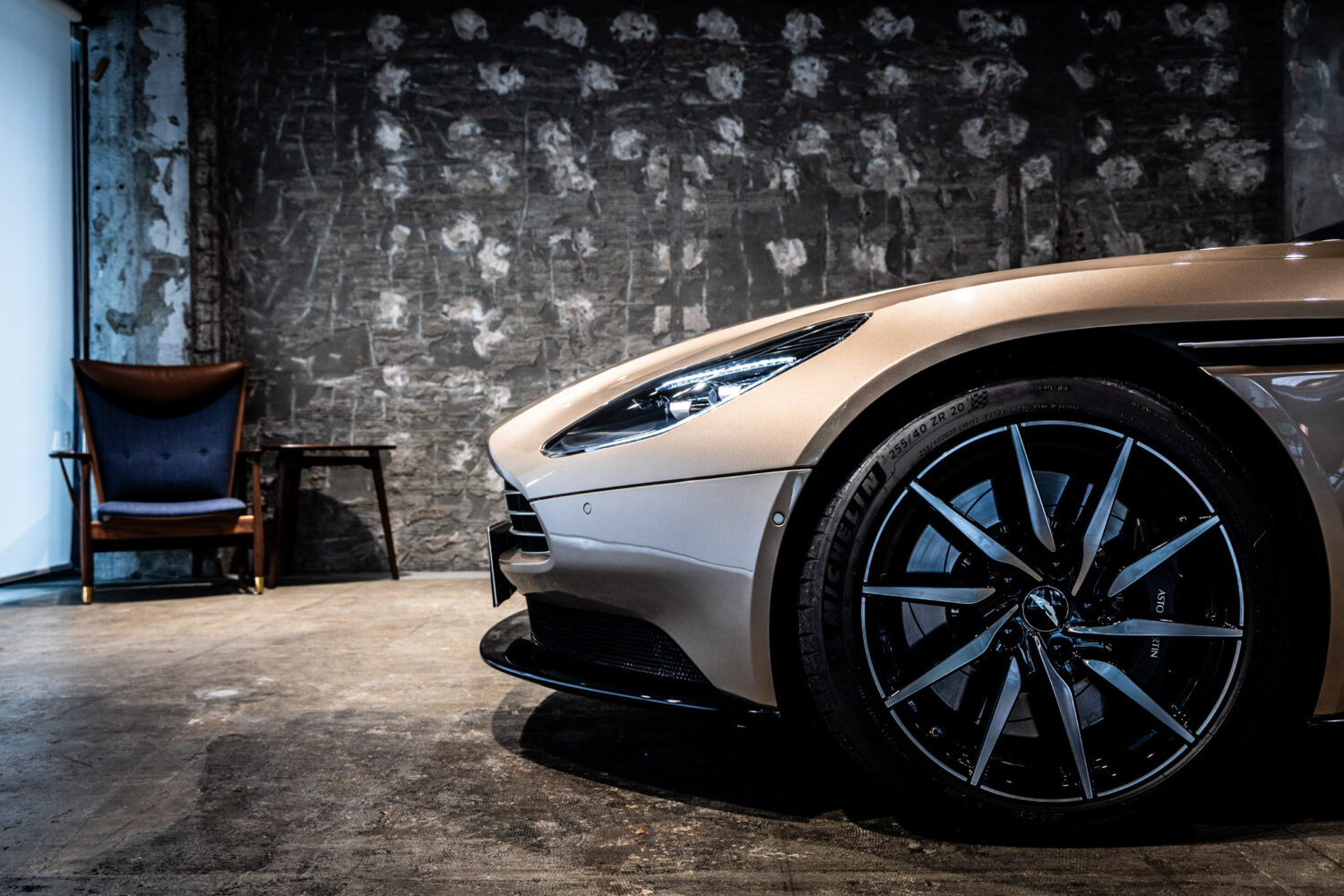 DB11ヴォランテ V8