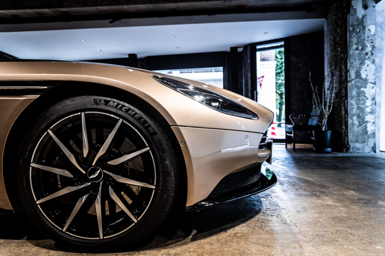 DB11ヴォランテ V8