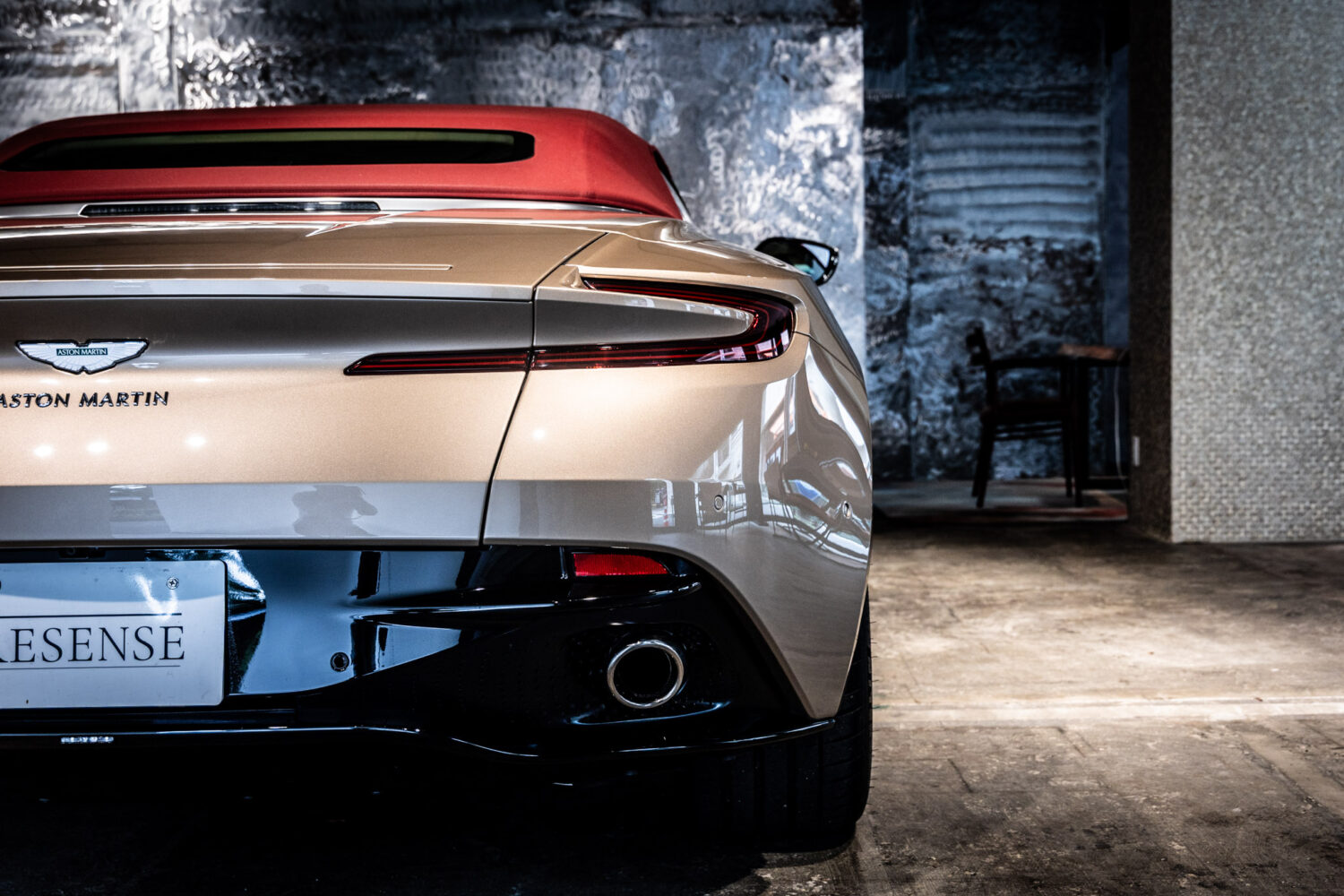 DB11ヴォランテ V8