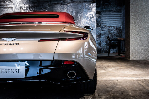 DB11ヴォランテ V8