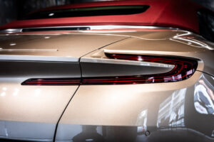 DB11ヴォランテ V8