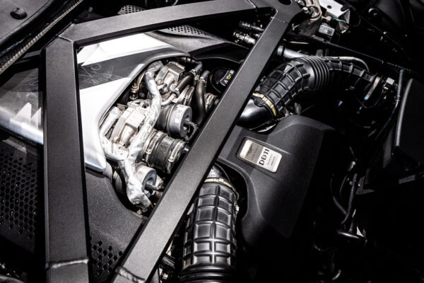DB11ヴォランテ V8