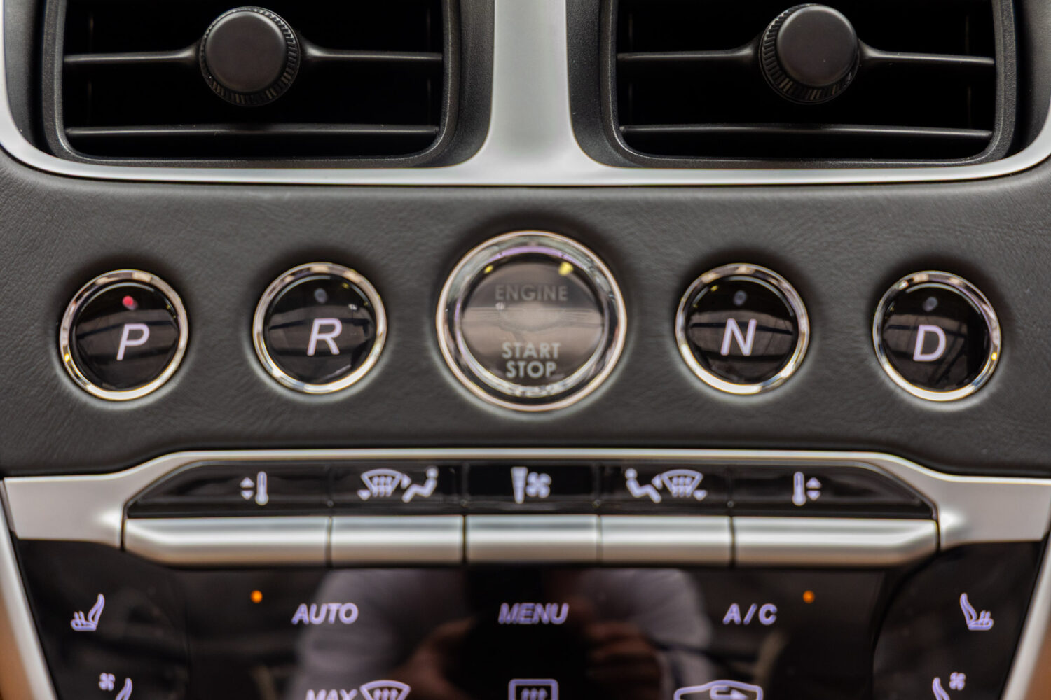 DB11ヴォランテ V8