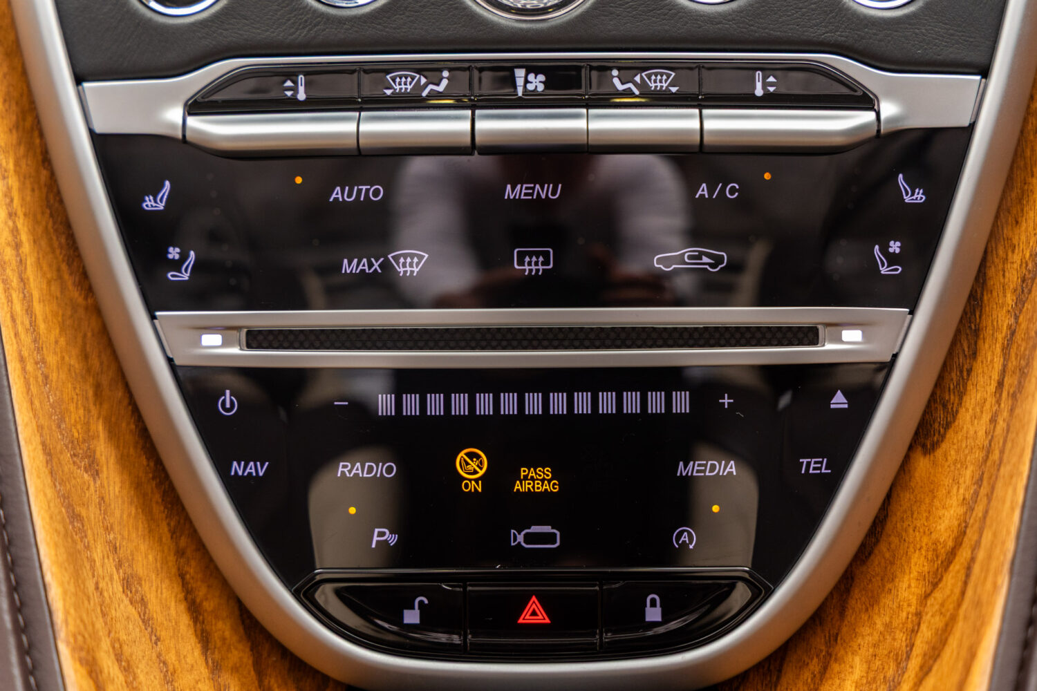 DB11ヴォランテ V8