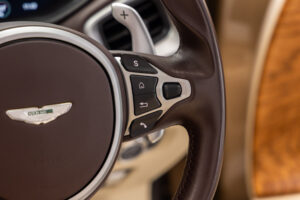 DB11ヴォランテ V8