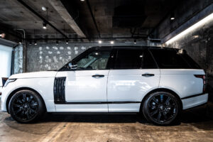 レンジローバー SVO デザイン エディション (5.0リッター) 4WD