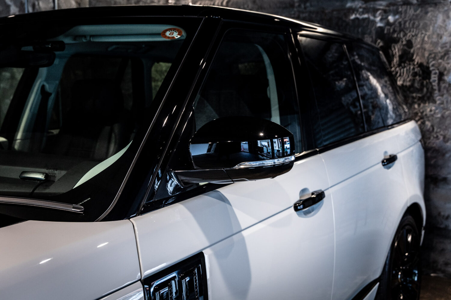 レンジローバー SVO デザイン エディション (5.0リッター) 4WD