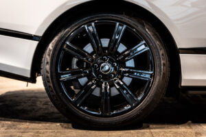 レンジローバー SVO デザイン エディション (5.0リッター) 4WD