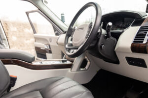 レンジローバー SVO デザイン エディション (5.0リッター) 4WD