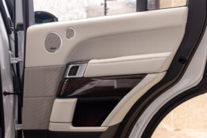 レンジローバー SVO デザイン エディション (5.0リッター) 4WD