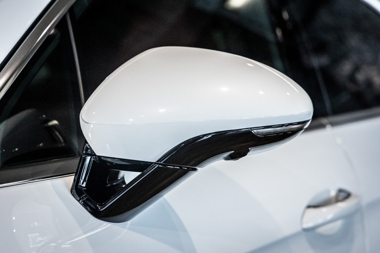 パナメーラ ターボS PDK 4WD