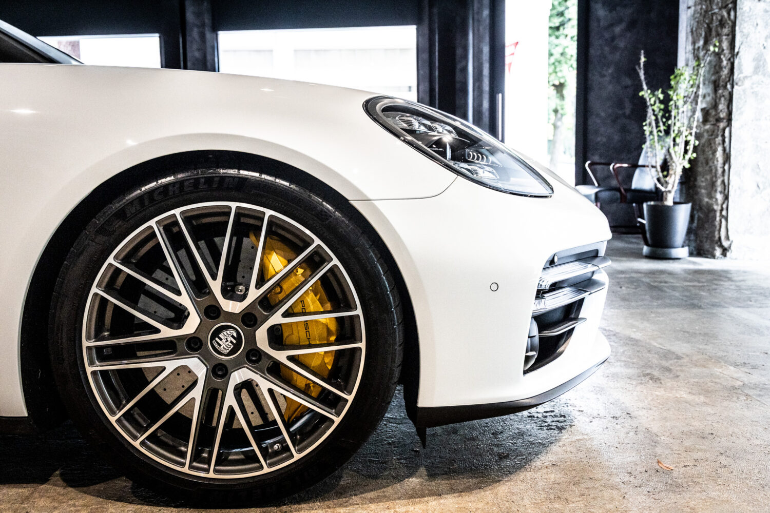 パナメーラ ターボS PDK 4WD