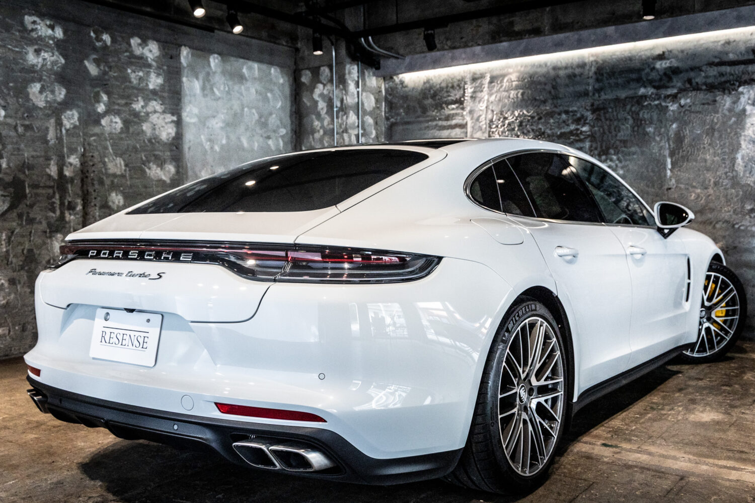 パナメーラ ターボS PDK 4WD