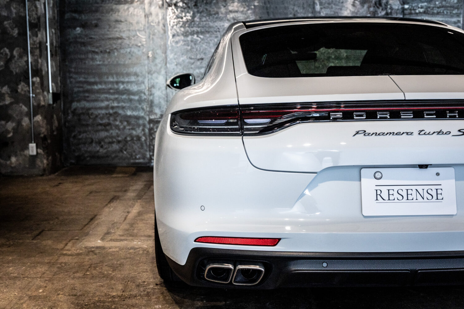 パナメーラ ターボS PDK 4WD