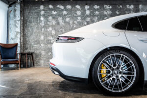 パナメーラ ターボS PDK 4WD