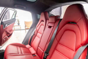 パナメーラ ターボS PDK 4WD