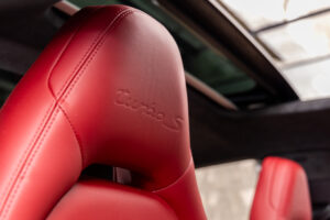 パナメーラ ターボS PDK 4WD