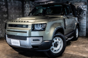 ディフェンダー90 S P300