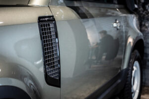 ディフェンダー90 S P300