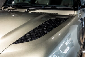 ディフェンダー90 S P300