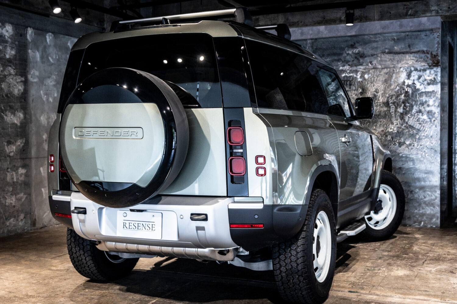 ディフェンダー90 S P300