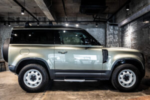 ディフェンダー90 S P300