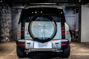 ディフェンダー90 S P300