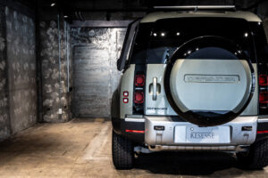 ディフェンダー90 S P300