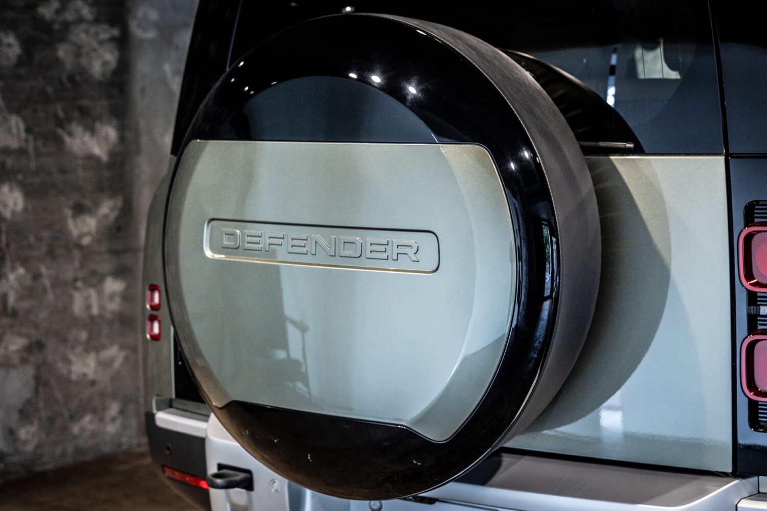 ディフェンダー90 S P300