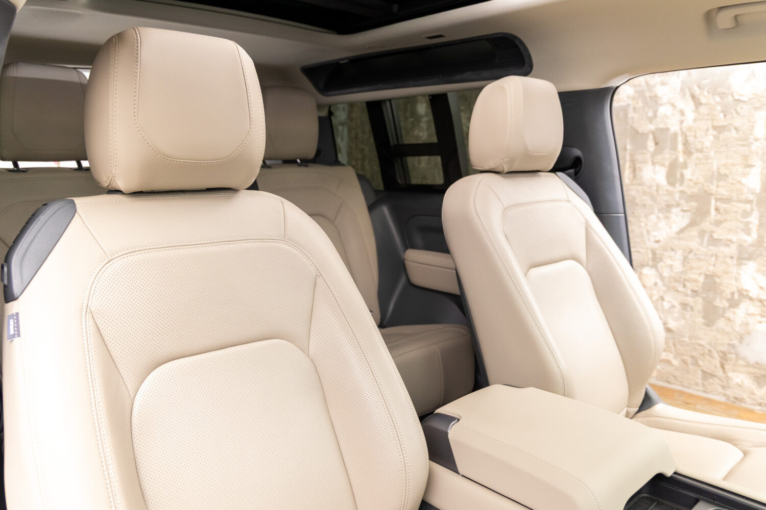 ディフェンダー90 S P300