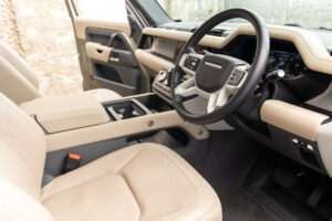 ディフェンダー90 S P300