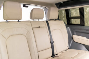 ディフェンダー90 S P300