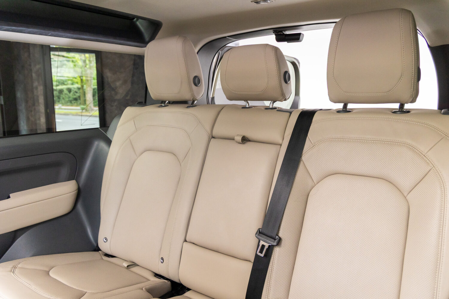 ディフェンダー90 S P300