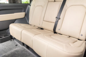 ディフェンダー90 S P300