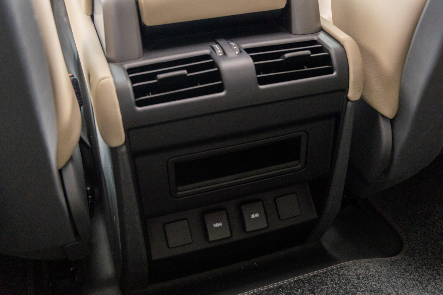 ディフェンダー90 S P300