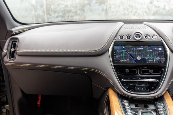DBX 4.0 4WD