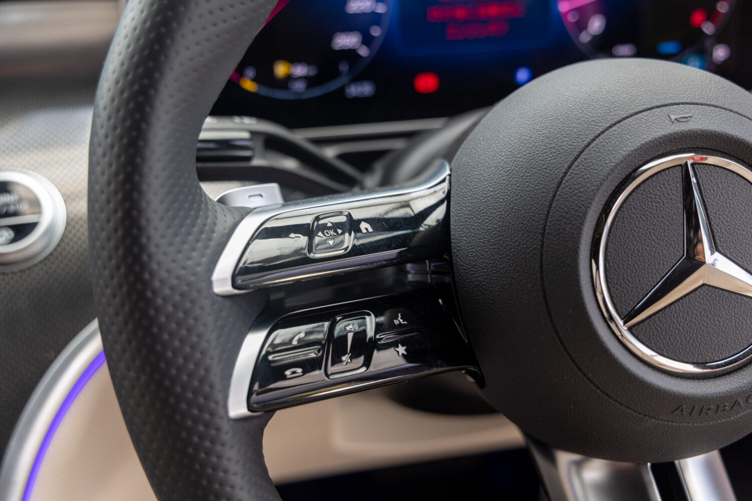 CLEクーペ 200スポーツ(ISG搭載モデル)