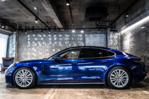 パナメーラ 4 PDK 4WD