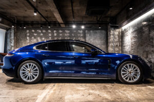 パナメーラ 4 PDK 4WD