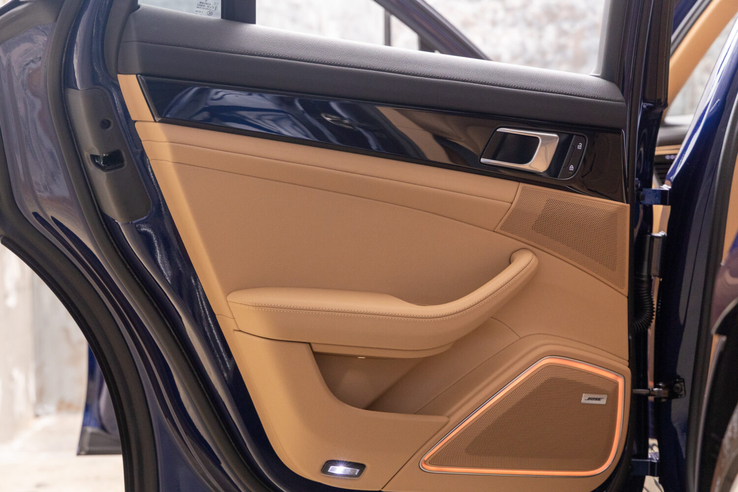 パナメーラ 4 PDK 4WD