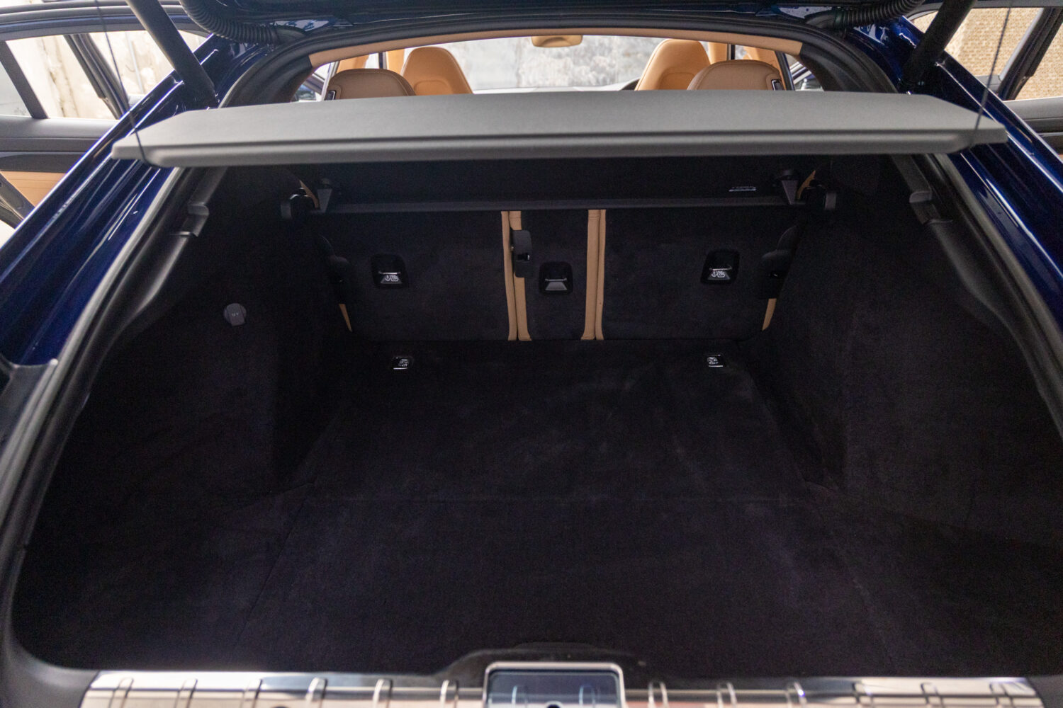 パナメーラ 4 PDK 4WD