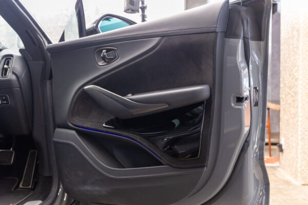 DBX 4.0 4WD