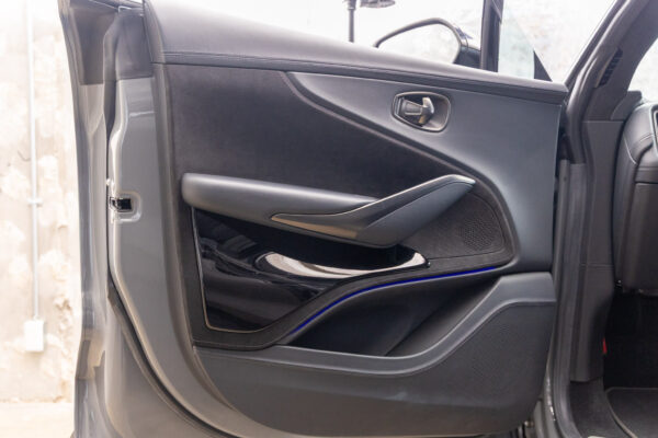 DBX 4.0 4WD